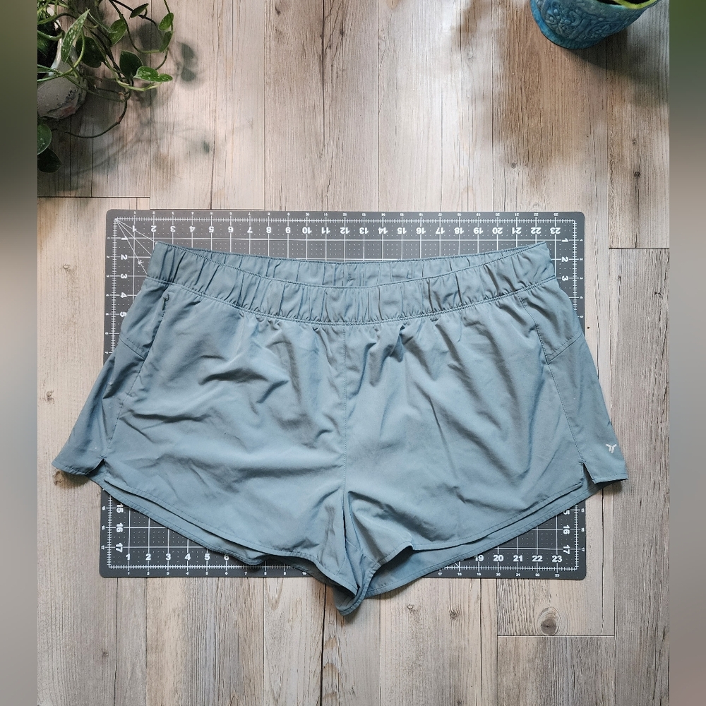 Old Navy Stretch Tech Running Shorts
